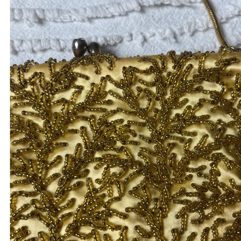 Vintage Gold‎ Hand Beaded Satin Evening Bag Kiss Lock Clutch Hong Kong Made